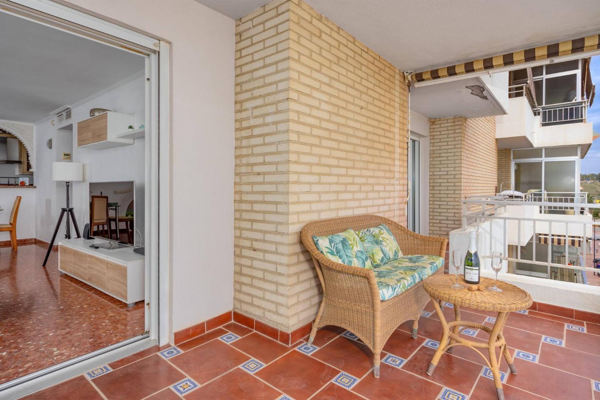 Beachfront, Two Bed- & Bathrooms, Private Parking Fuengirola Eksteriør billede