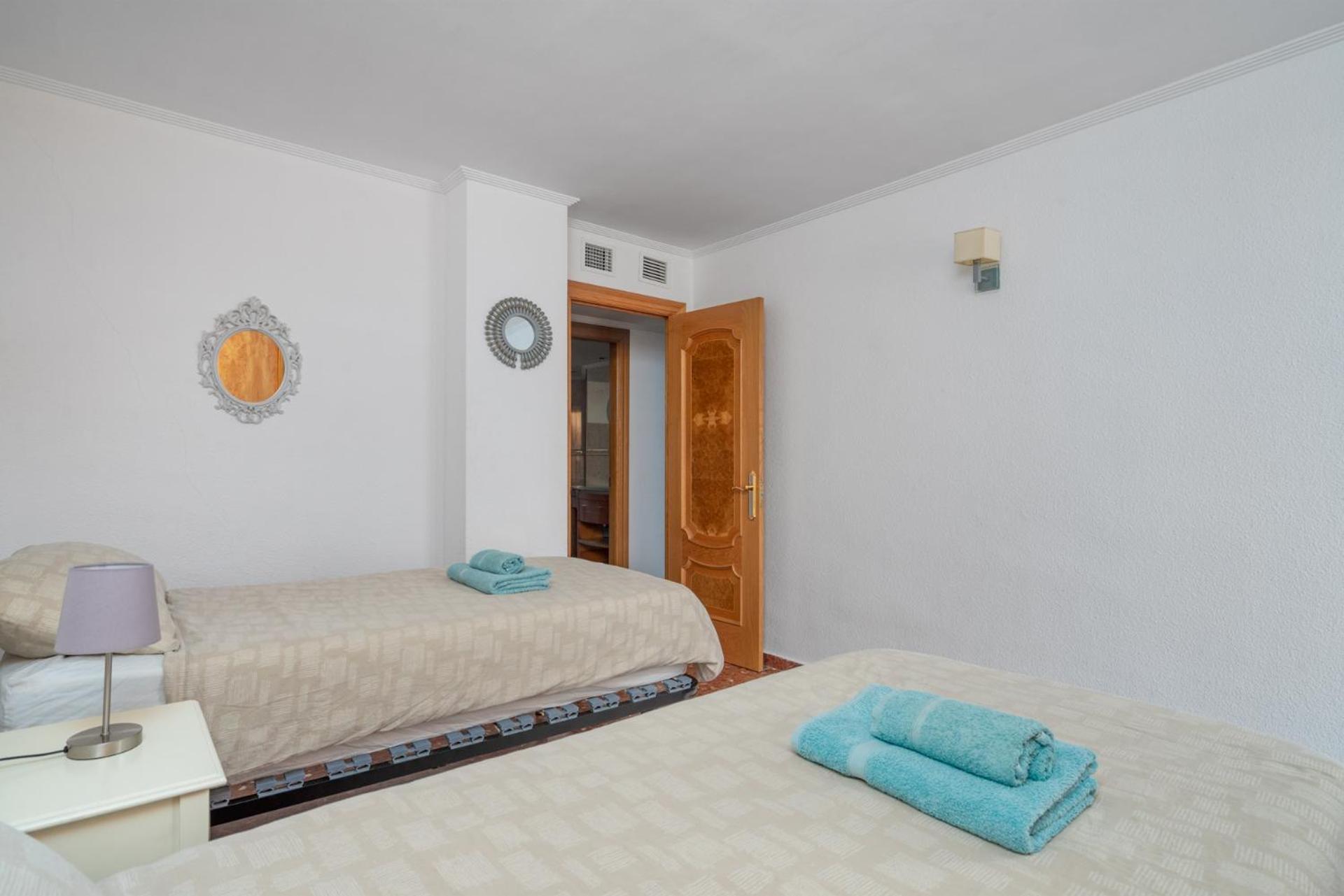 Beachfront, Two Bed- & Bathrooms, Private Parking Fuengirola Eksteriør billede