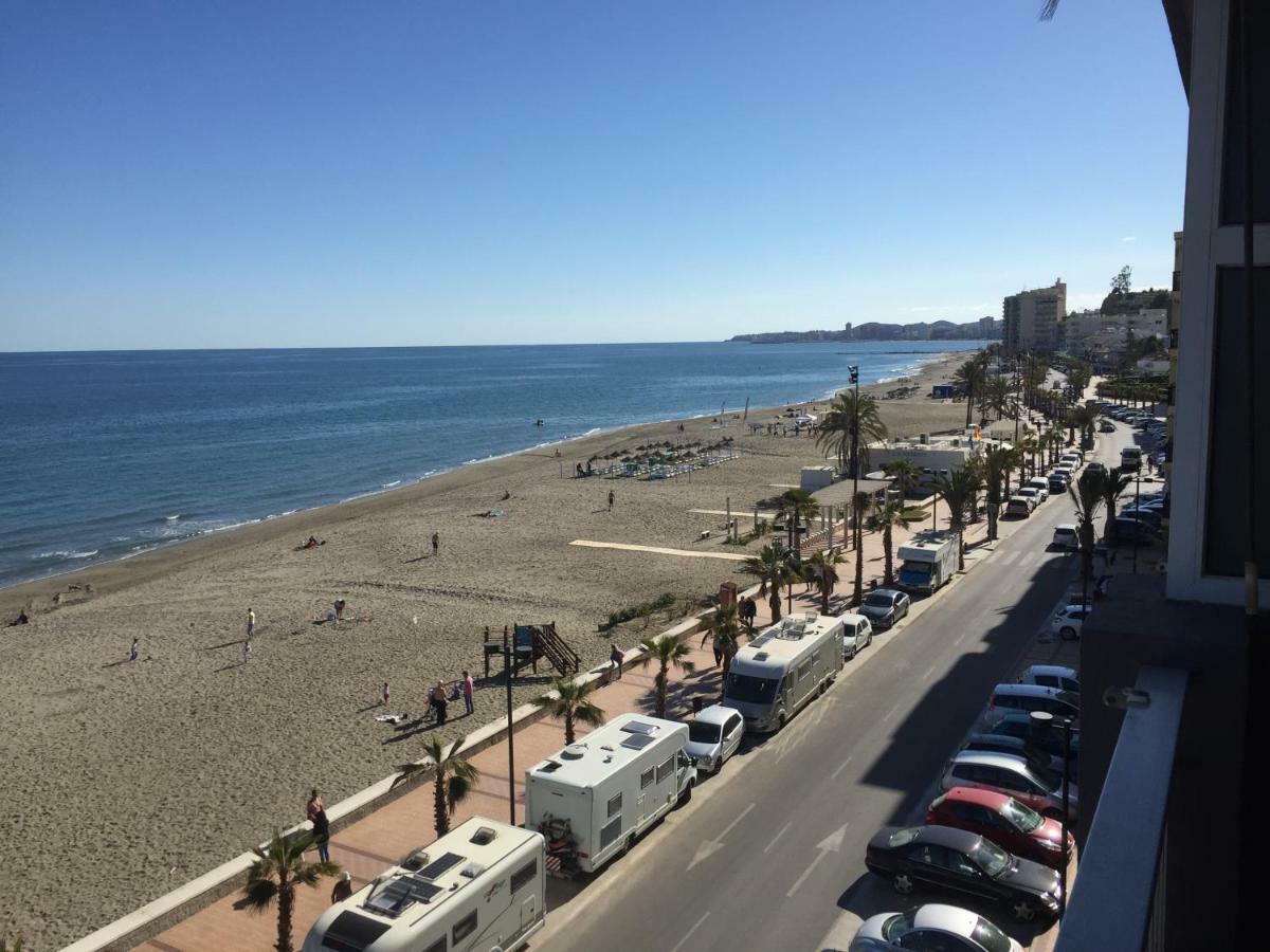 Beachfront, Two Bed- & Bathrooms, Private Parking Fuengirola Eksteriør billede
